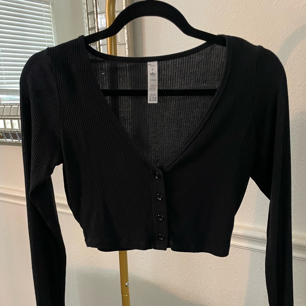 Alo Ribbed Cropped Cardigan, Black, Size Small